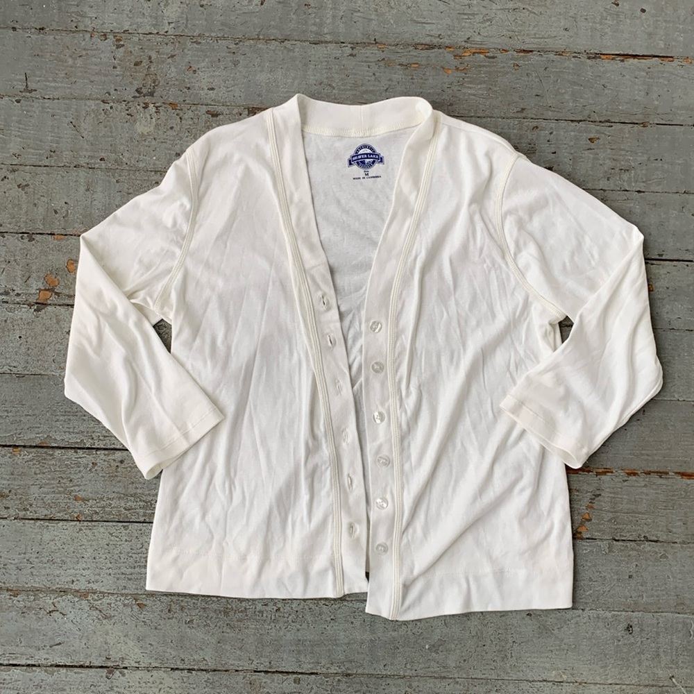 Shaver Lake Button up White Cardigan size M